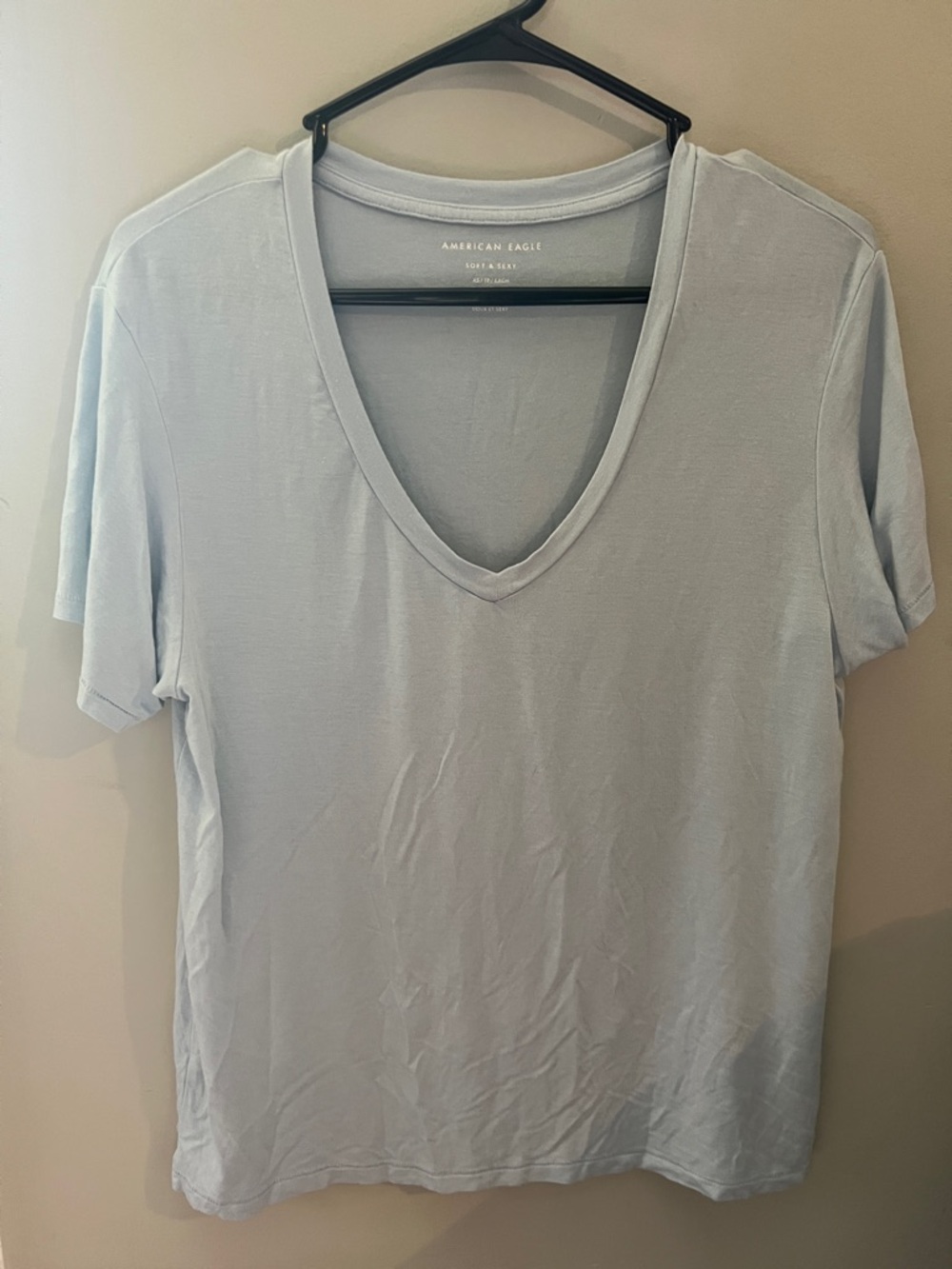American Eagle Outfitters Pale Blue V-Neck Short Sleeve Tee